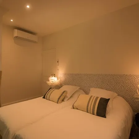 Le Nid Douillet, Climatisation Et Parking Prive Sarlat-la-Canéda